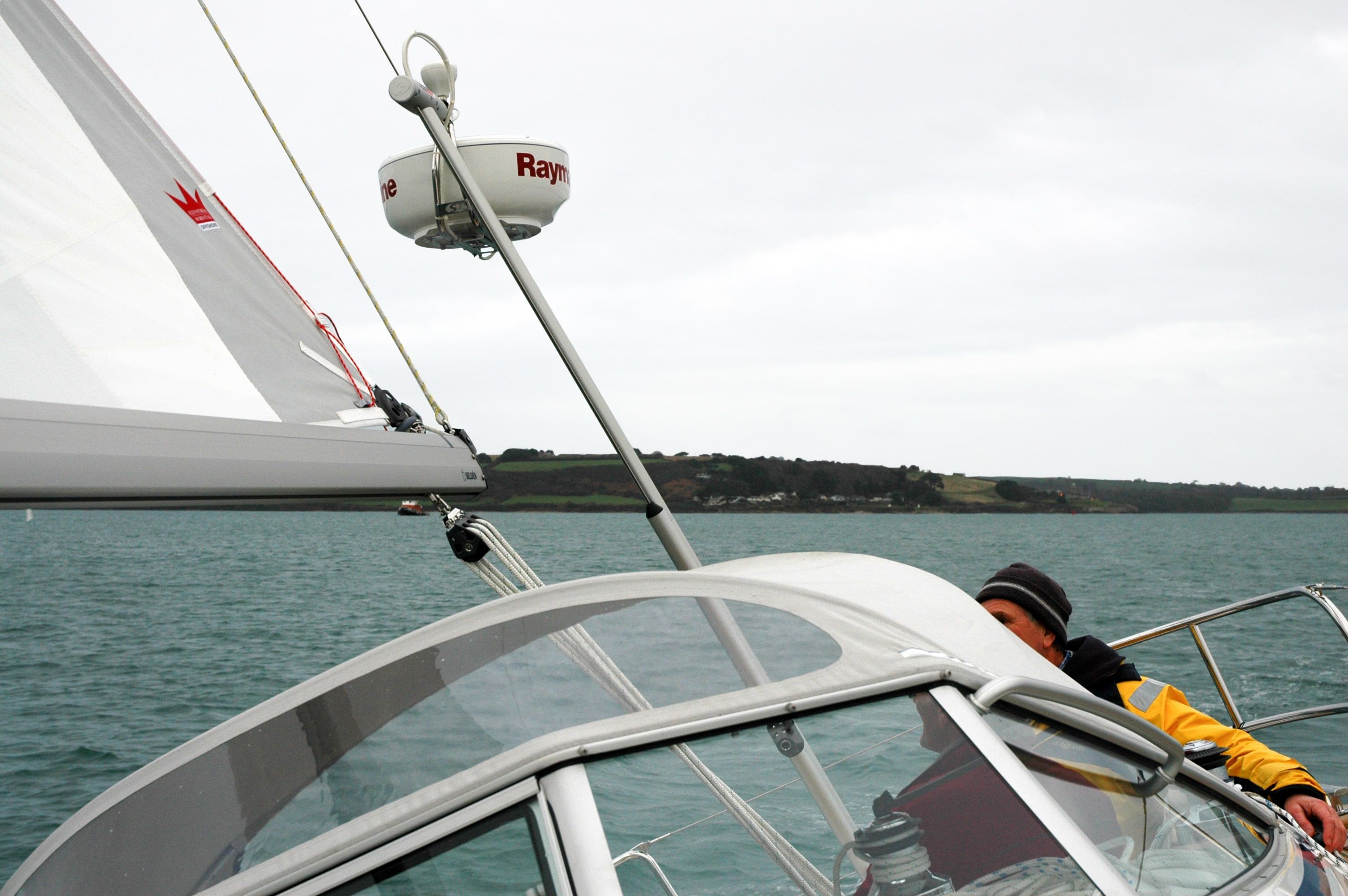 The 5 best places to mount radar on your sailing yacht